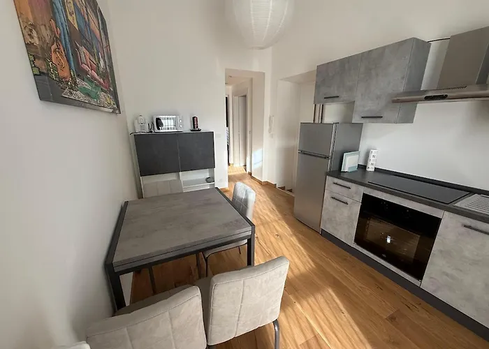Semplice Comodo A Tutti I Servizi In Zona Crocetta Apartament Turyn